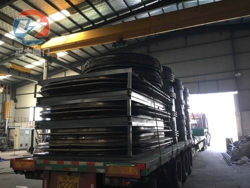 rubber-expansion-joint-shipment-loading.01